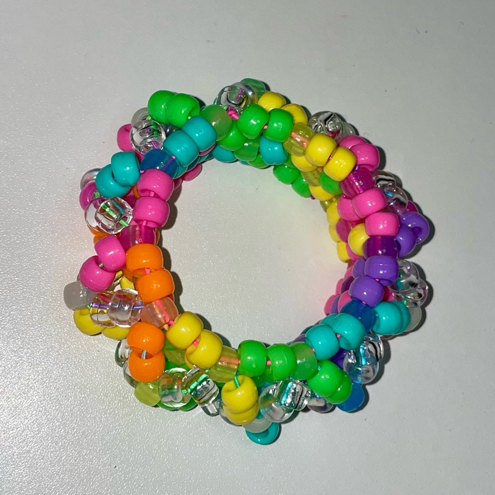 Kandi Rave Bracelet | neon rainbow (UV reactive, glow in the dark) - Picture 5 of 7